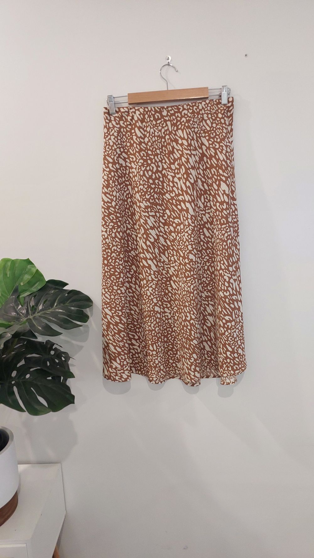 Seed skirt