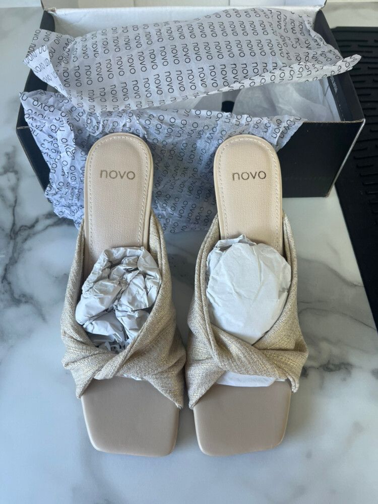 NOVO Foxx Metallic Linen Heel