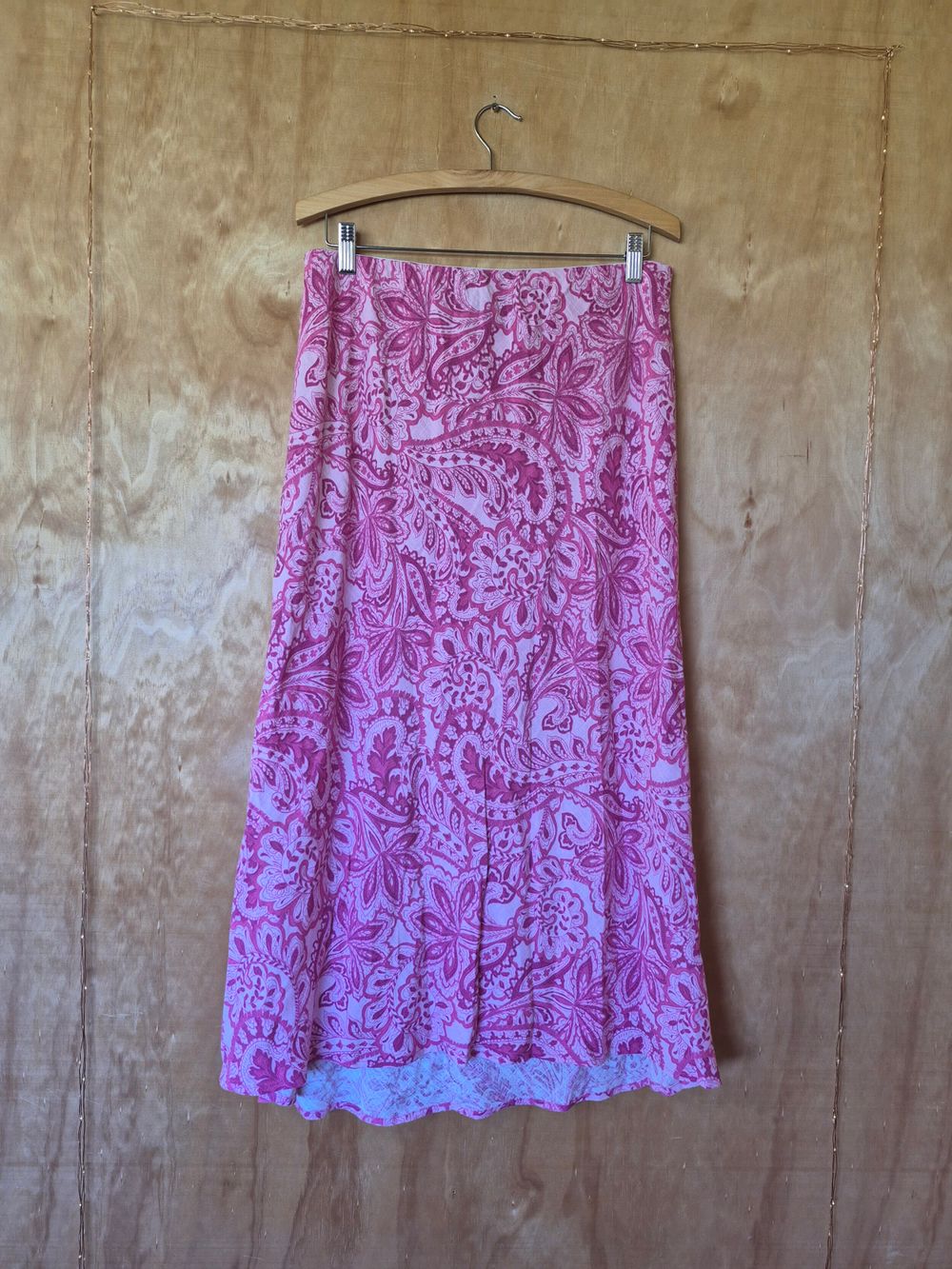 DECJUBA Pink Paisley Print Midi Skirt