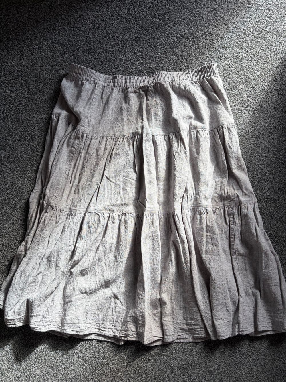 Studio Curve tiered grey skirt
