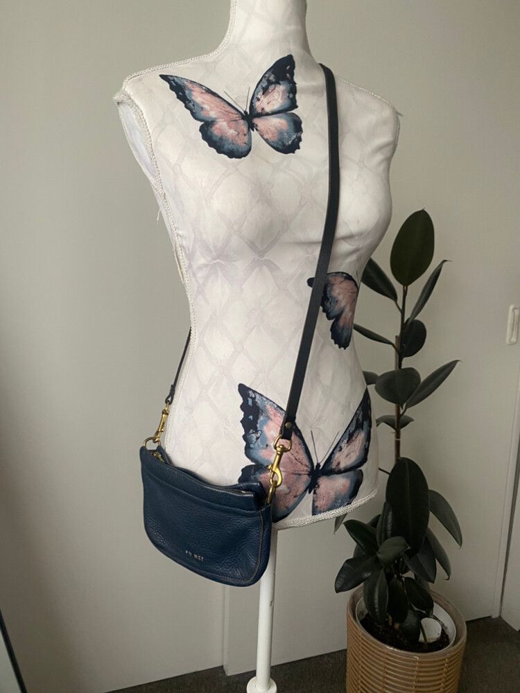 Yu Mei Blue Leather Crossbody Bag