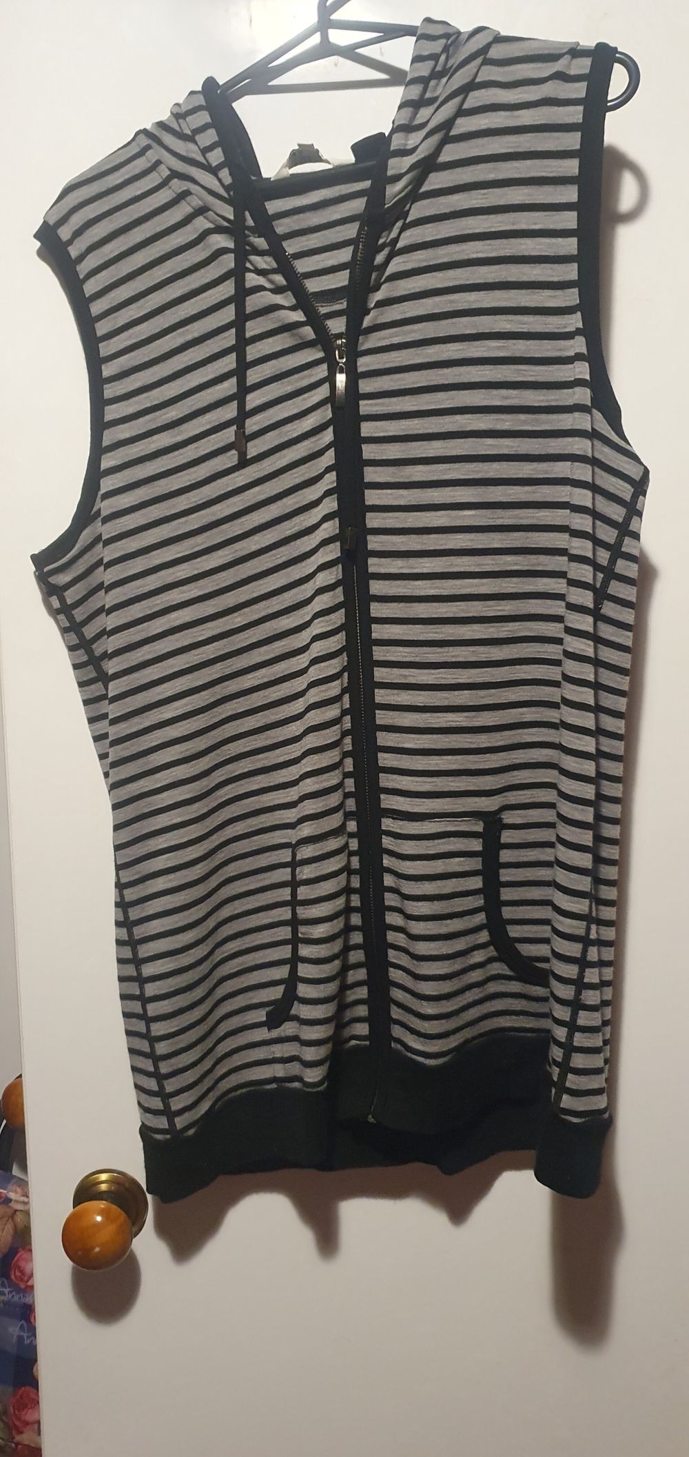 North South pure merino zippered vest