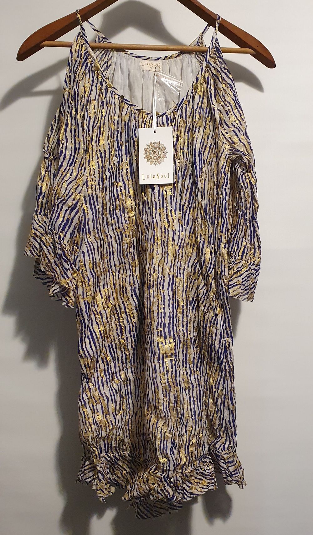 Parmetto Cold Shoulder dress