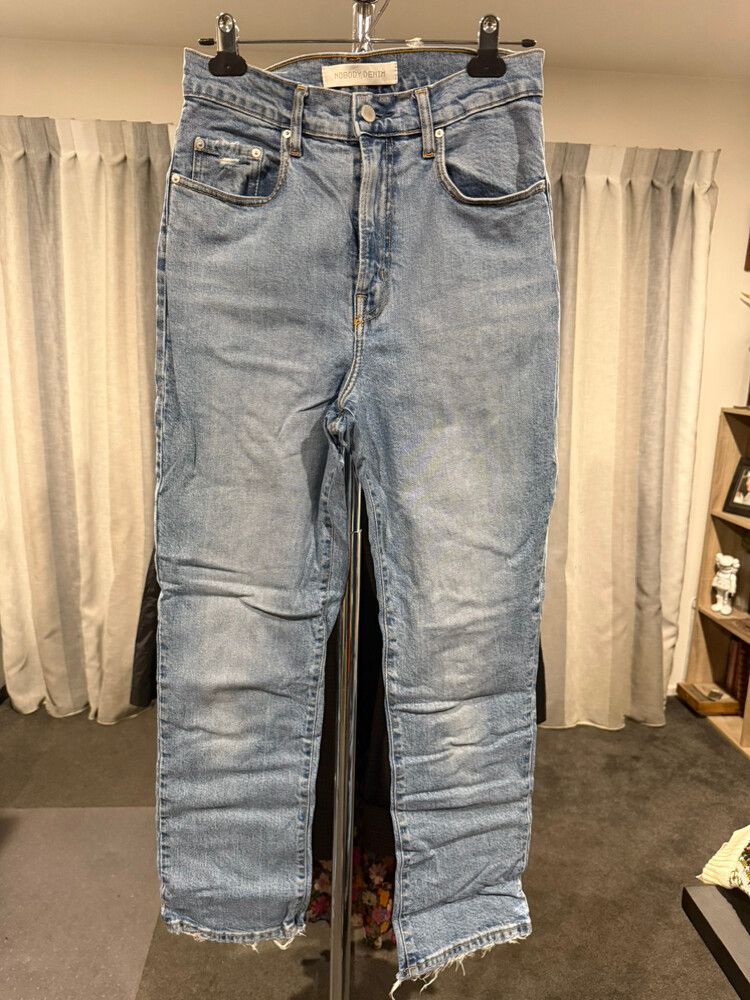Nobody - Charlotte Jeans