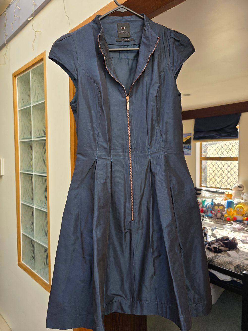 Cue - Cue Metallic Blue Dress on Designer Wardrobe