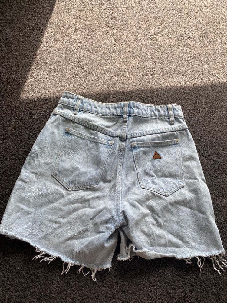 Abrand Claudia Cut Offs