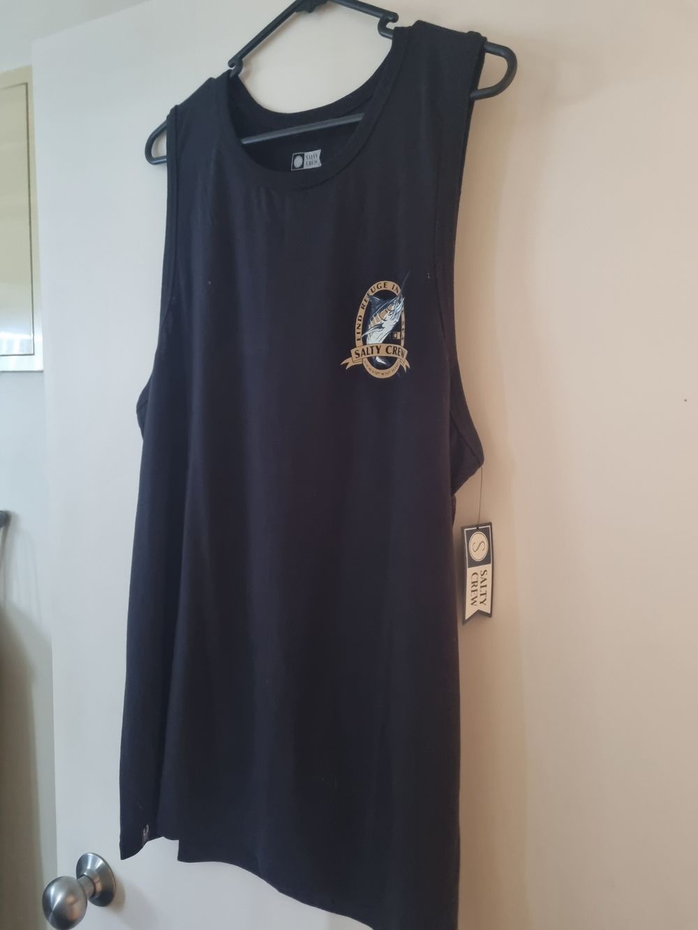 Salty crew singlet