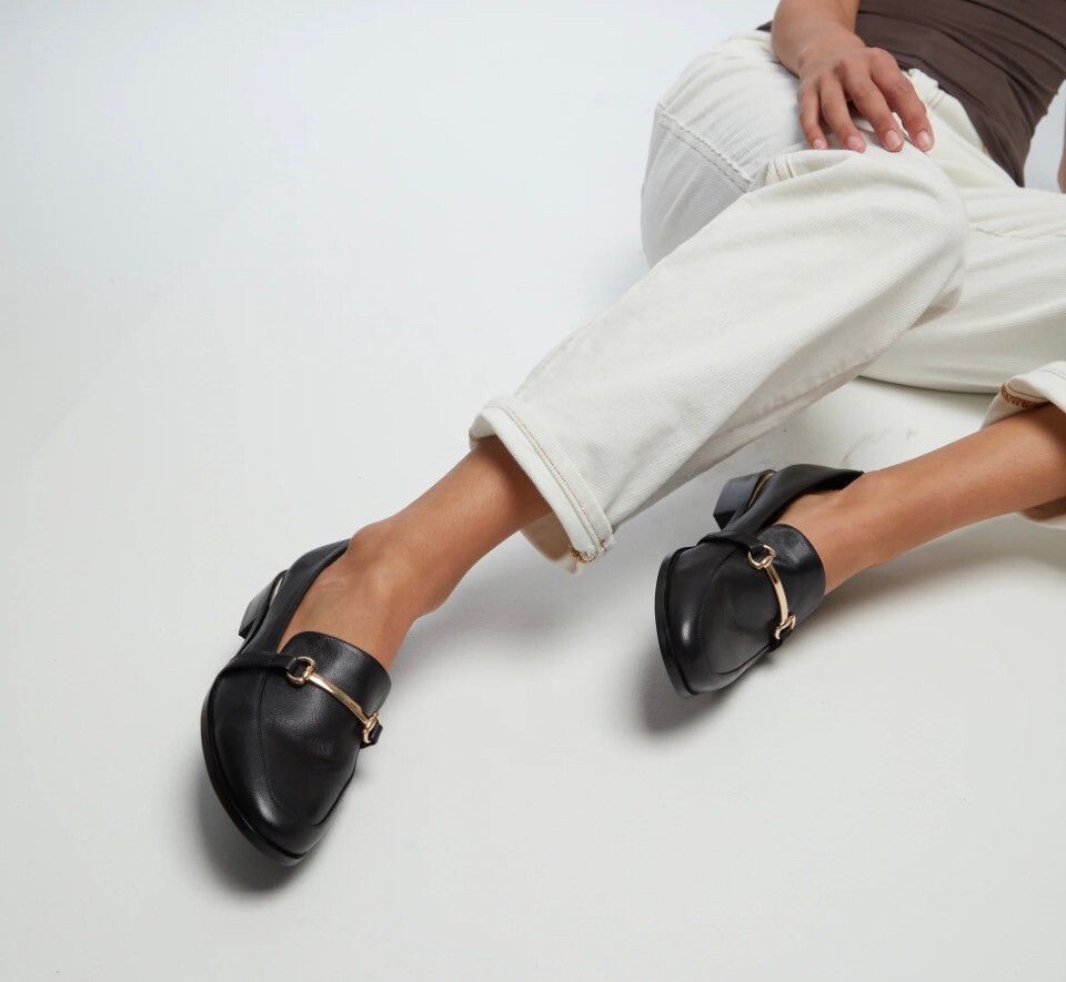 Isabella Anselmi Black Leather Loafers 40