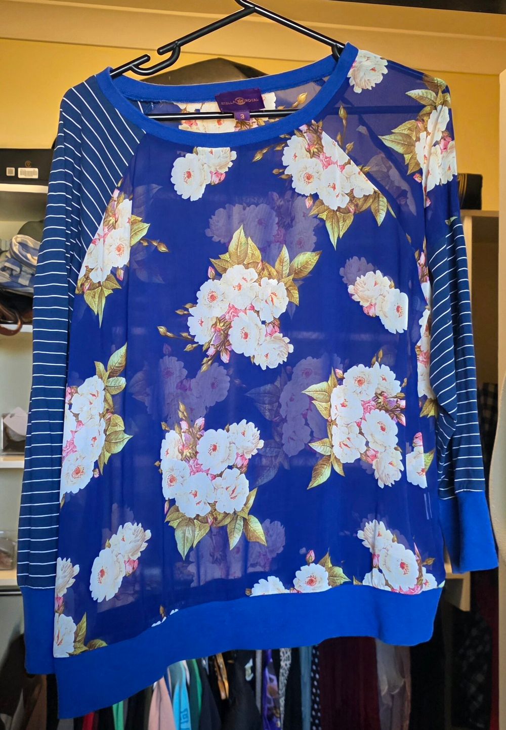 Stella Royal Floral L/S top