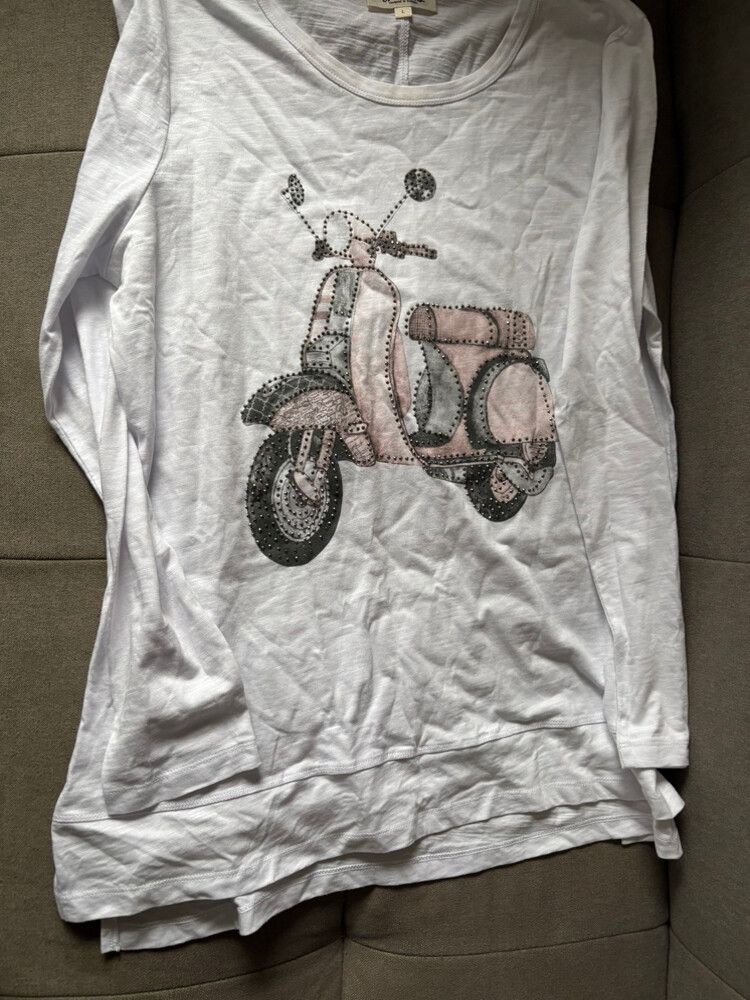 Threadz White Scooter Top