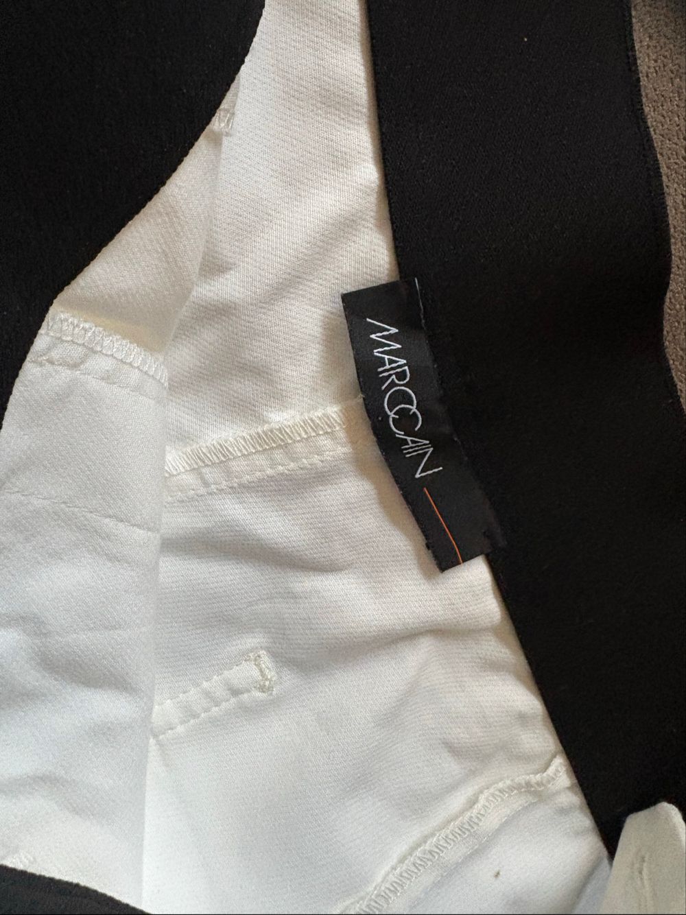 Marccain White Pants With Logo Waistband