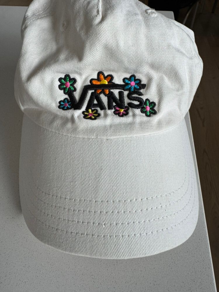 Vans White Cap