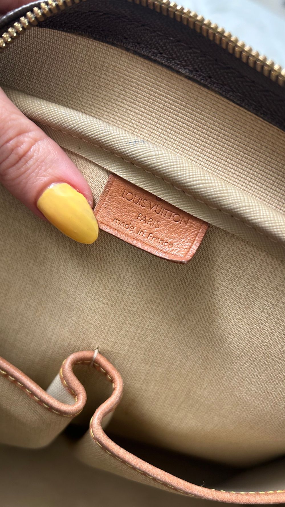 Louis Vuitton Monogrammed Deauville 2001 - Authentic