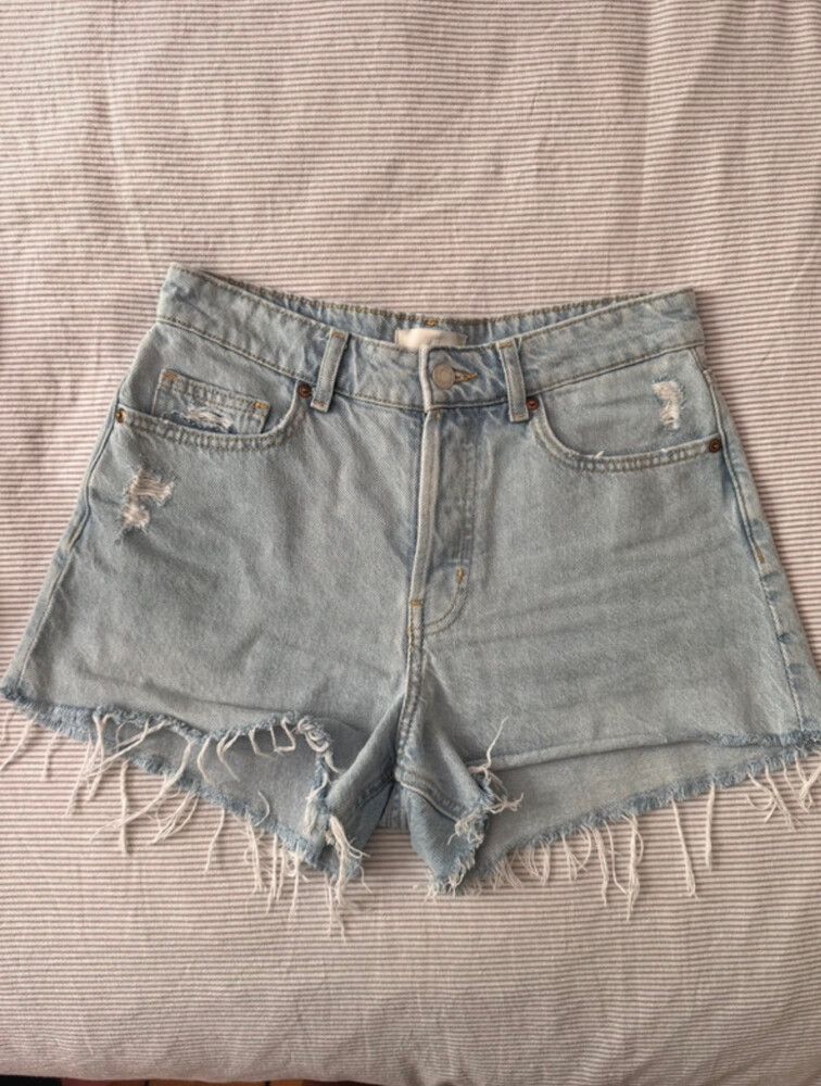 Short En Jean H&M Pour Femmes - Taille 8 (US), Bleu Denim, Coupe Classique