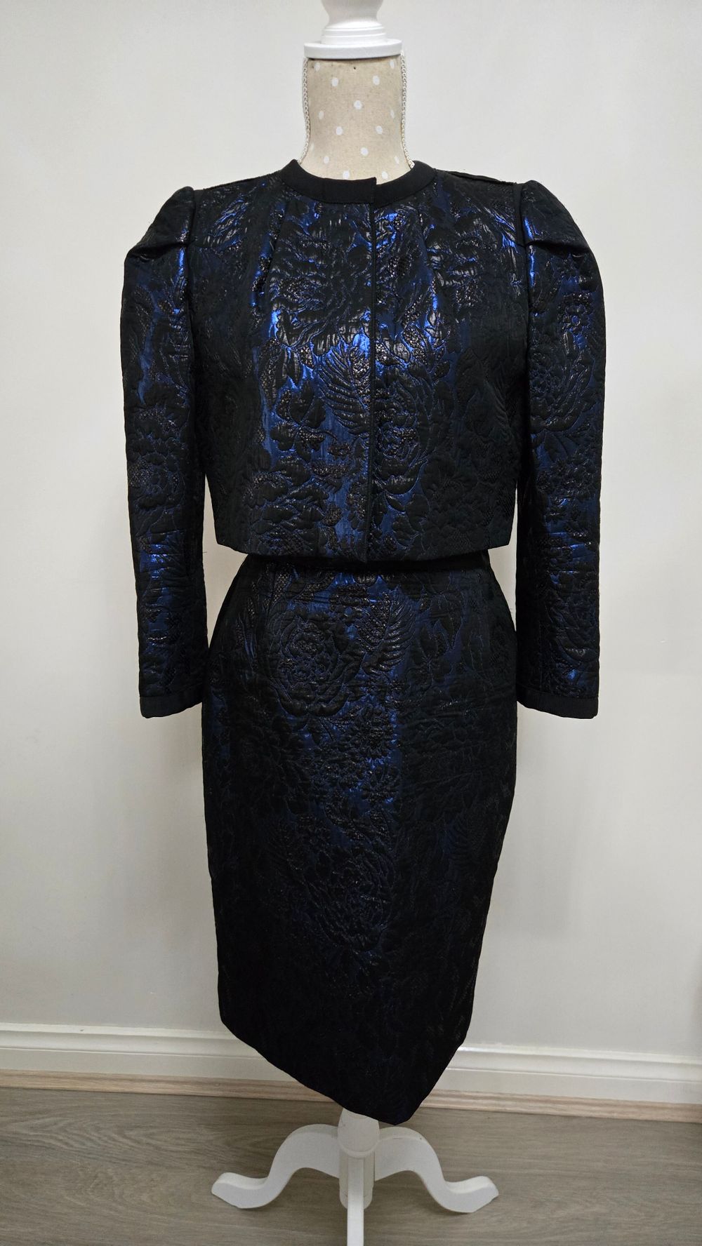 Dolce & Gabbana Jaquared Skirt Suit Blue/black Size IT44 , US6, AUS 8
