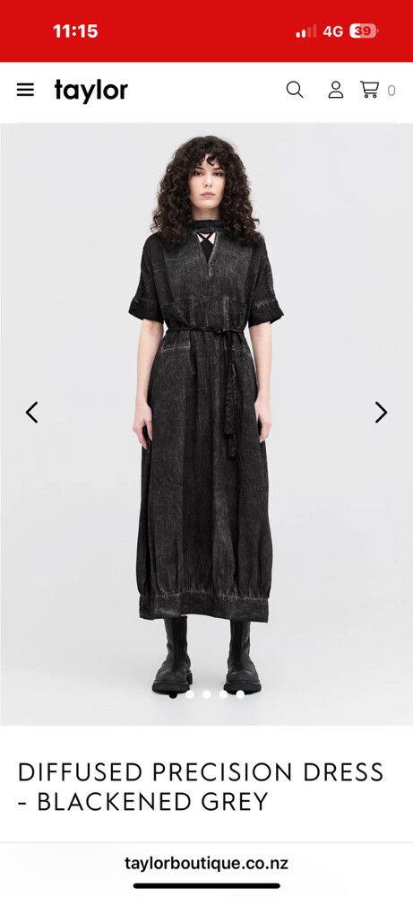 Taylor Diffused Precision Dress