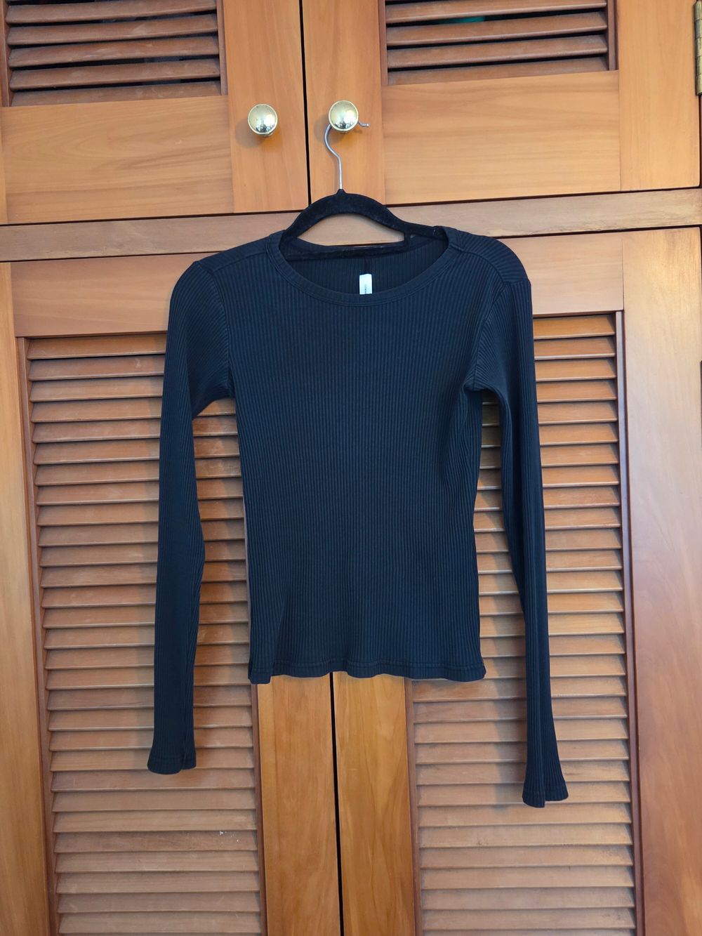 Knit long sleeve top size s