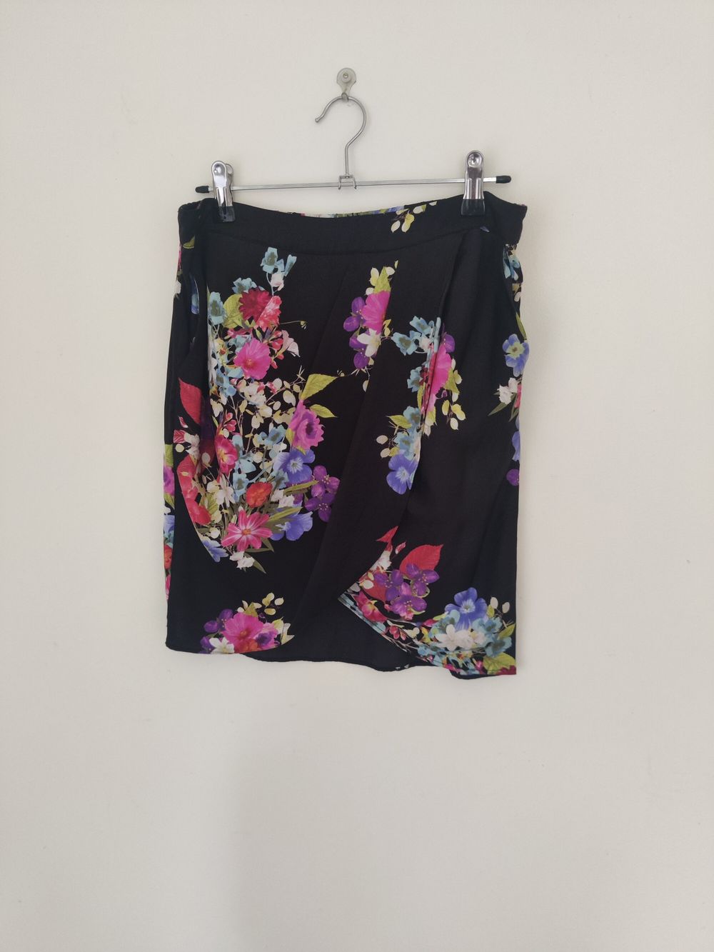 Floral print skirt