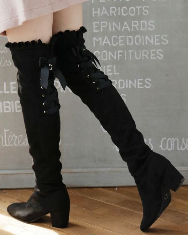 Liz Lisa - Over The Knee Boots on Designer Wardrobe