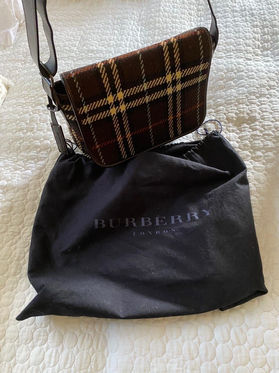 Shoulder bag
