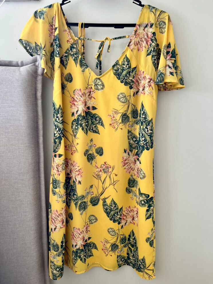 Max dress- size 10