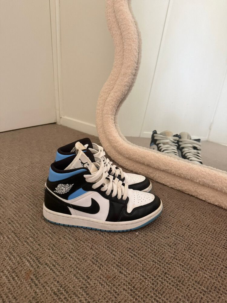 air jordan 1 hyper royal nz