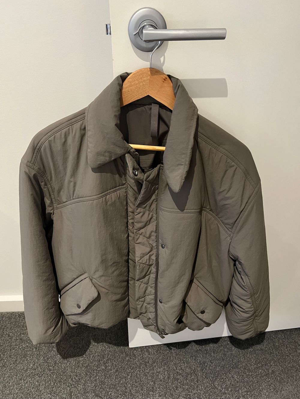 Lululemon water resistant puffer