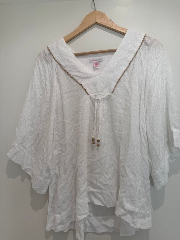 Deborah Sweeney White Top - Sz 10