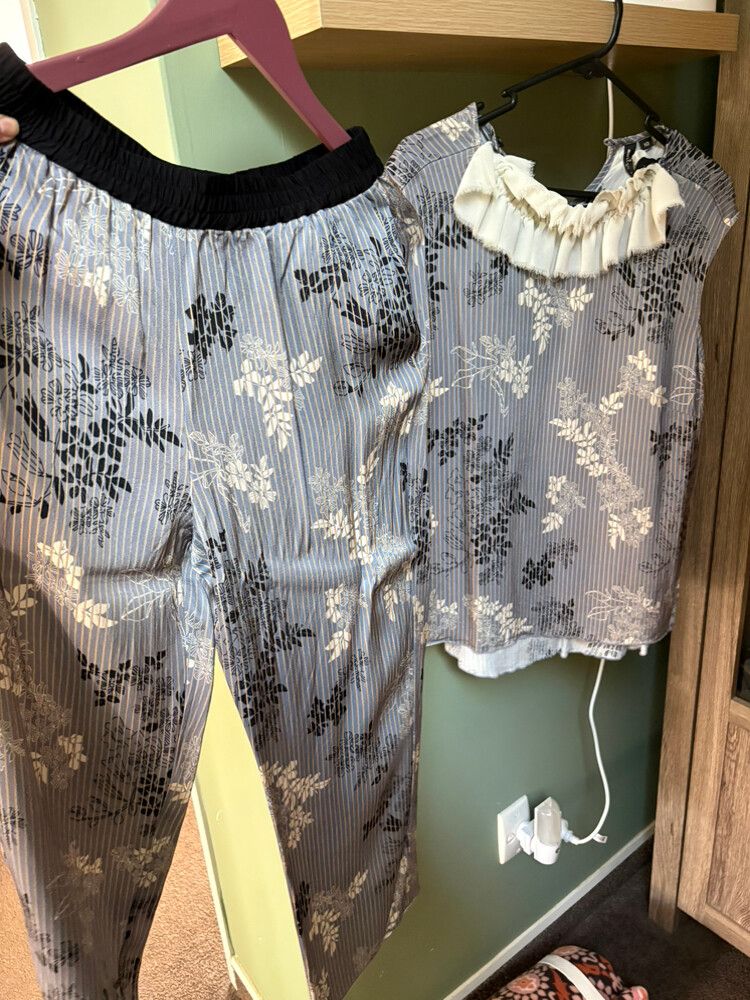 Marilyn Seyb Glamour Blue Floral Matching Set