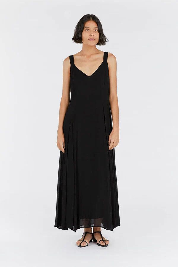 Brand New DISSH EMILY BLACK V-NECK MAXI DRESS Size 6