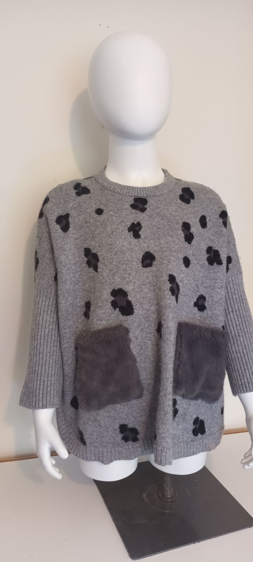 Pancho sweater