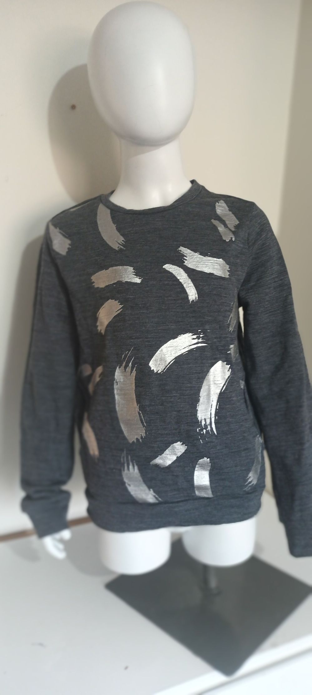 Grey jersey