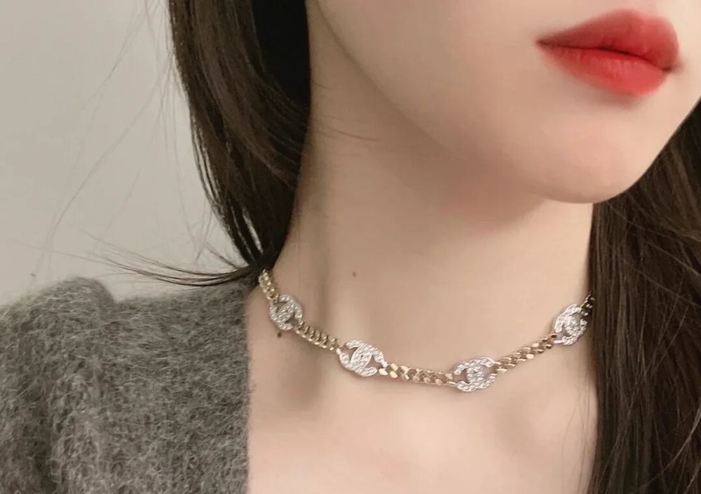 Authentic CHANEL CC LOGO Choker Necklace in Gold