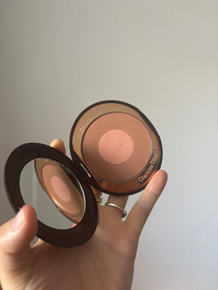Charlotte Tilbury Cheek to Chic Blush / The Climax