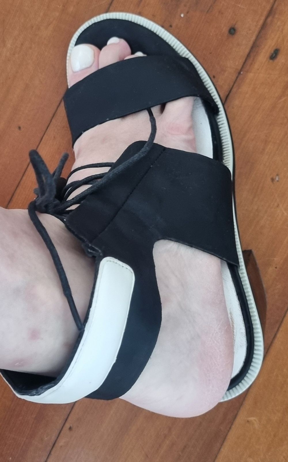 Senso black healed sandals