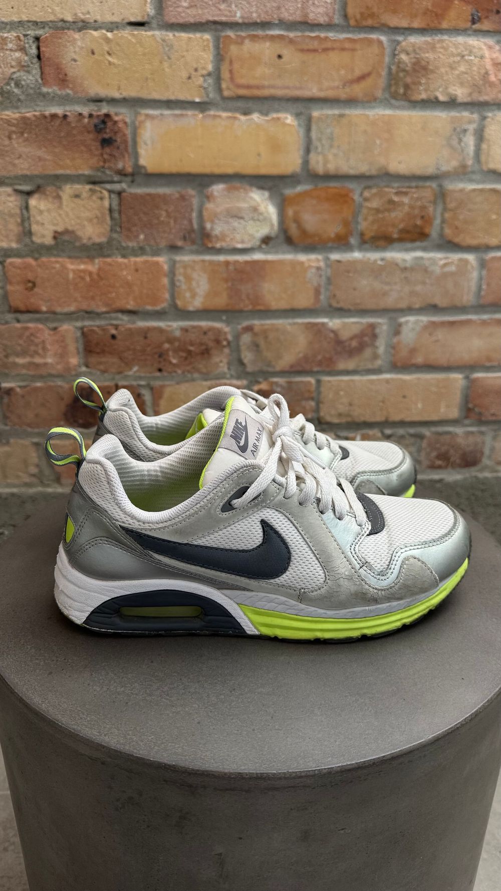 Nike AirMax White & Silver Sneakers