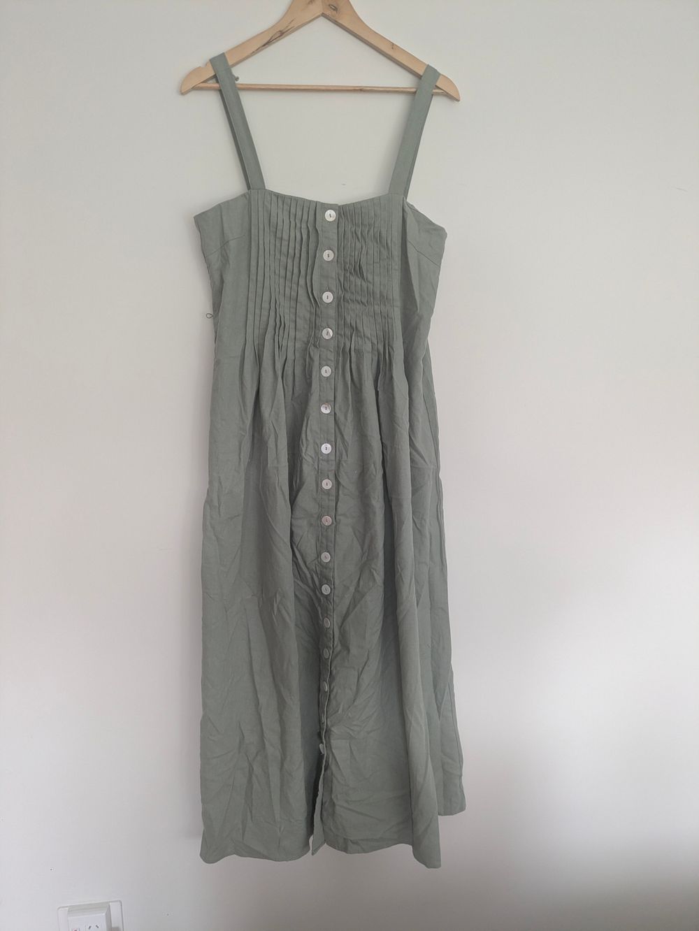 The Fated Green Midi Dress