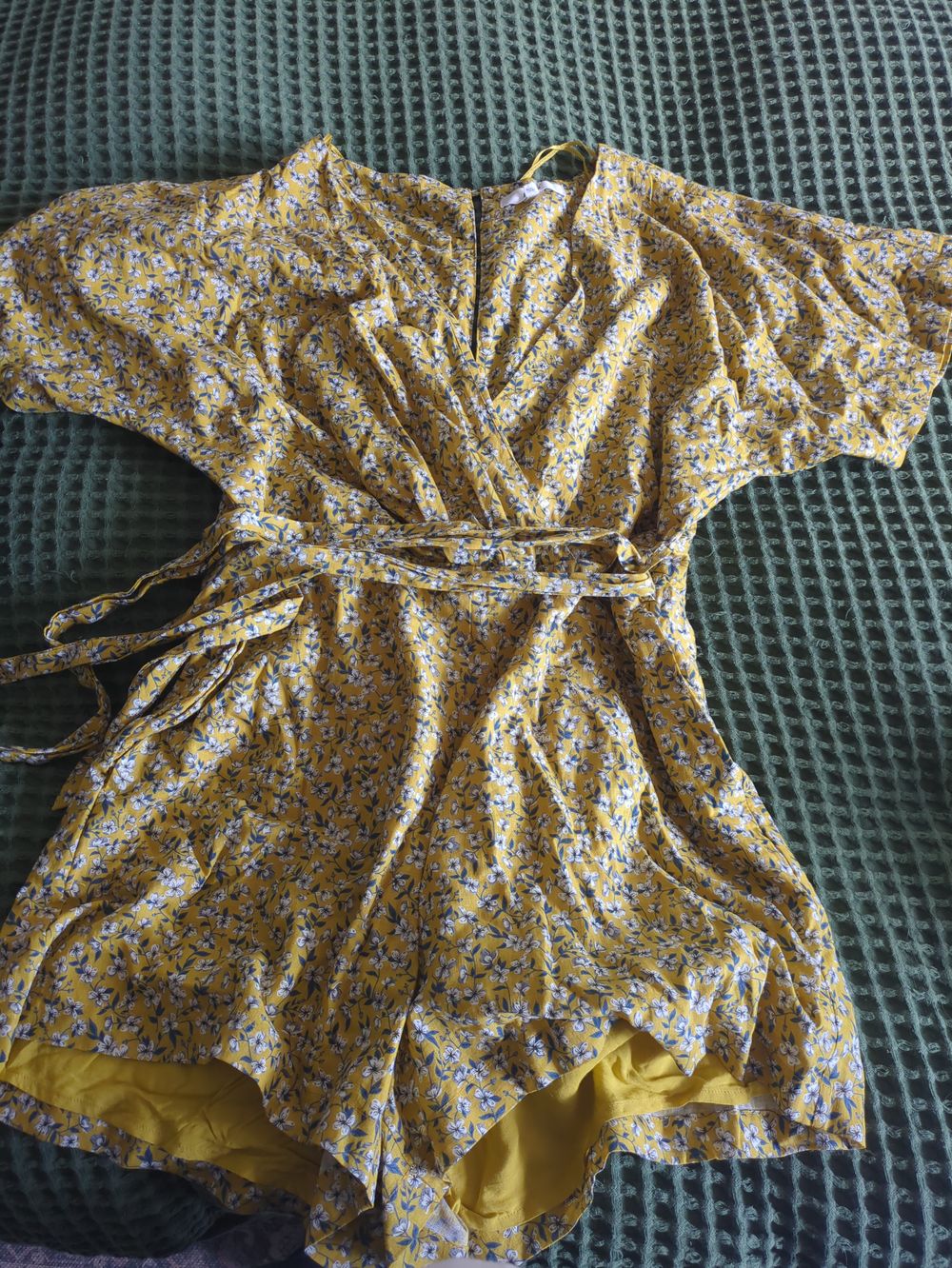 MAX Yellow Floral Playsuit Wrap Style Size 12/L