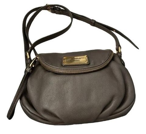 Marc Jacobs Classic Q Leather Crossbody Bag