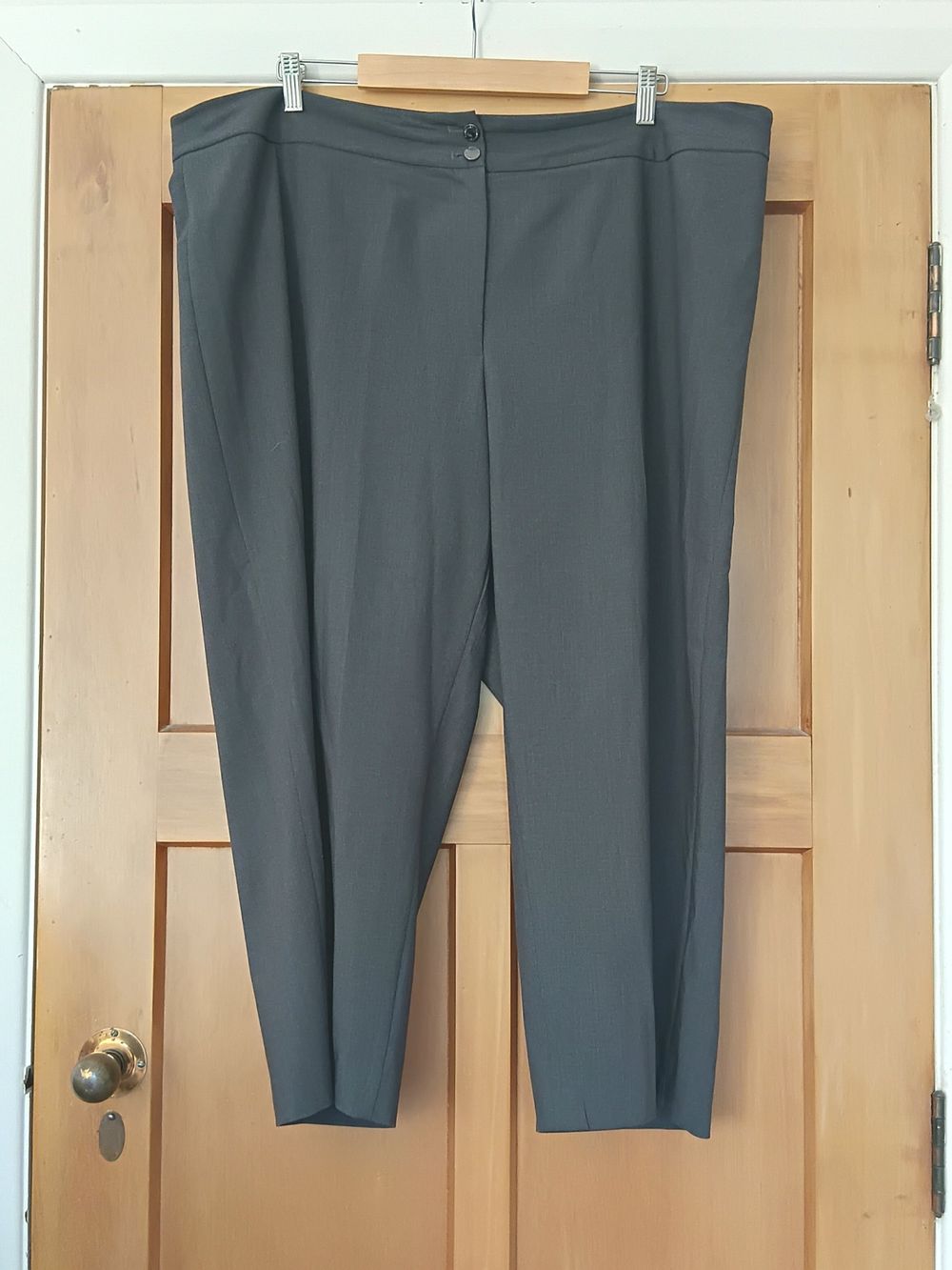Grey Cropped Pants
