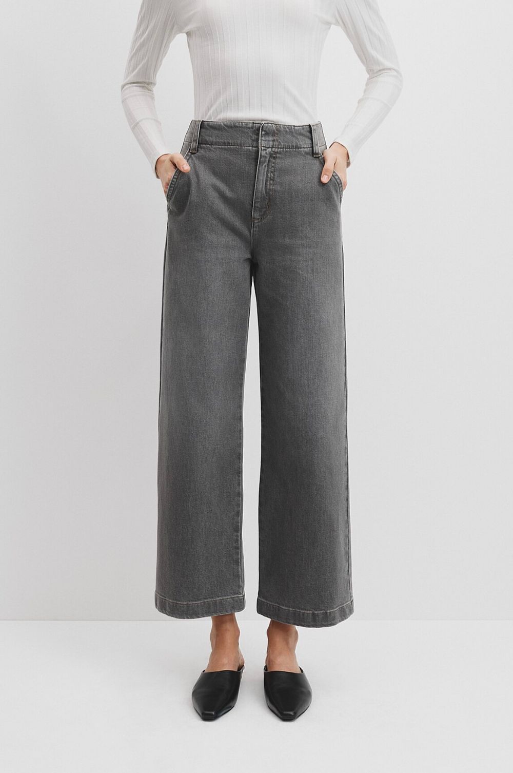 Country Road High Rise Wide Leg Jean in Smokey Wash NEAR NEW | Size 14 / L RRP $179