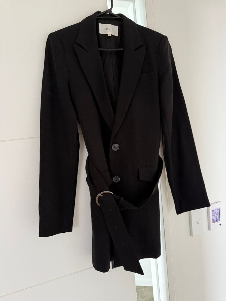 Black Blazer