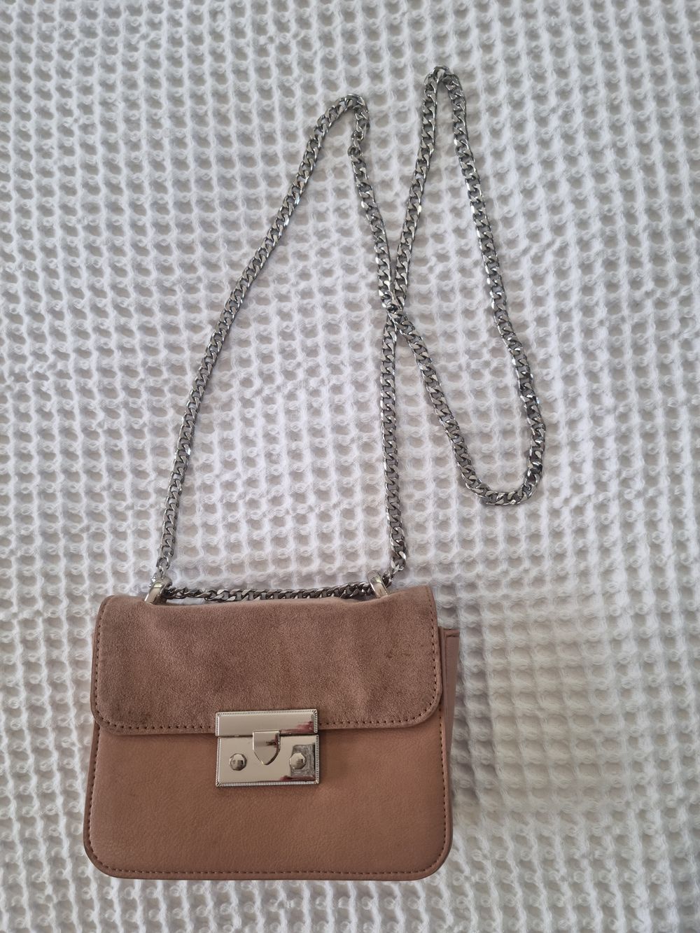 Crossbdy bag