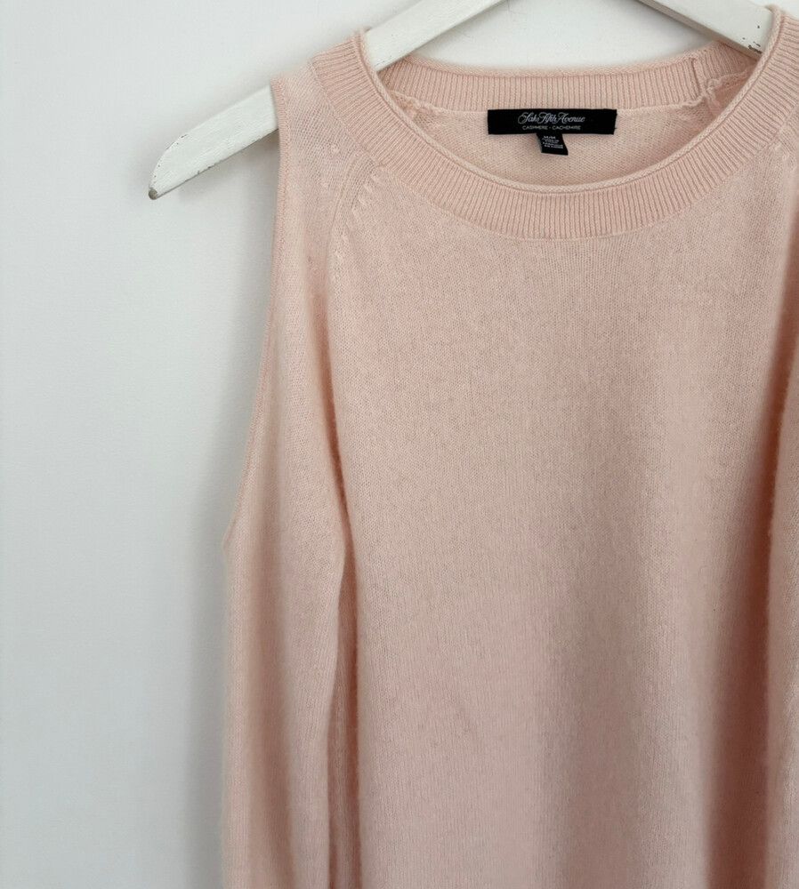 Beautiful Saks Fifth Avenue Blush Pink Pure Cashmere Jumper $450