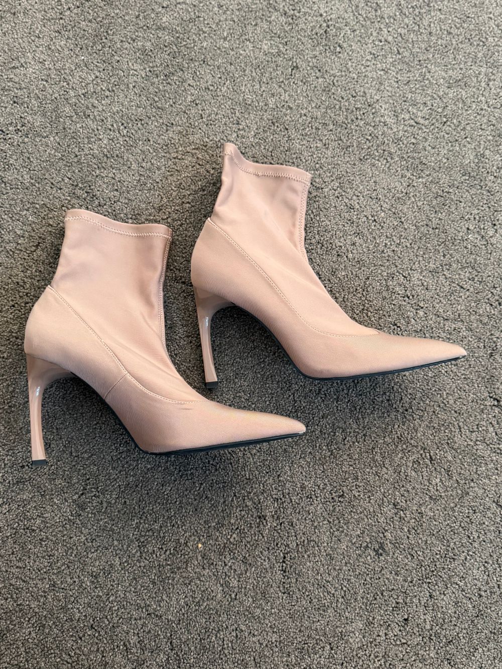 Zara Trafaluc Beige Pointed Heel Boots