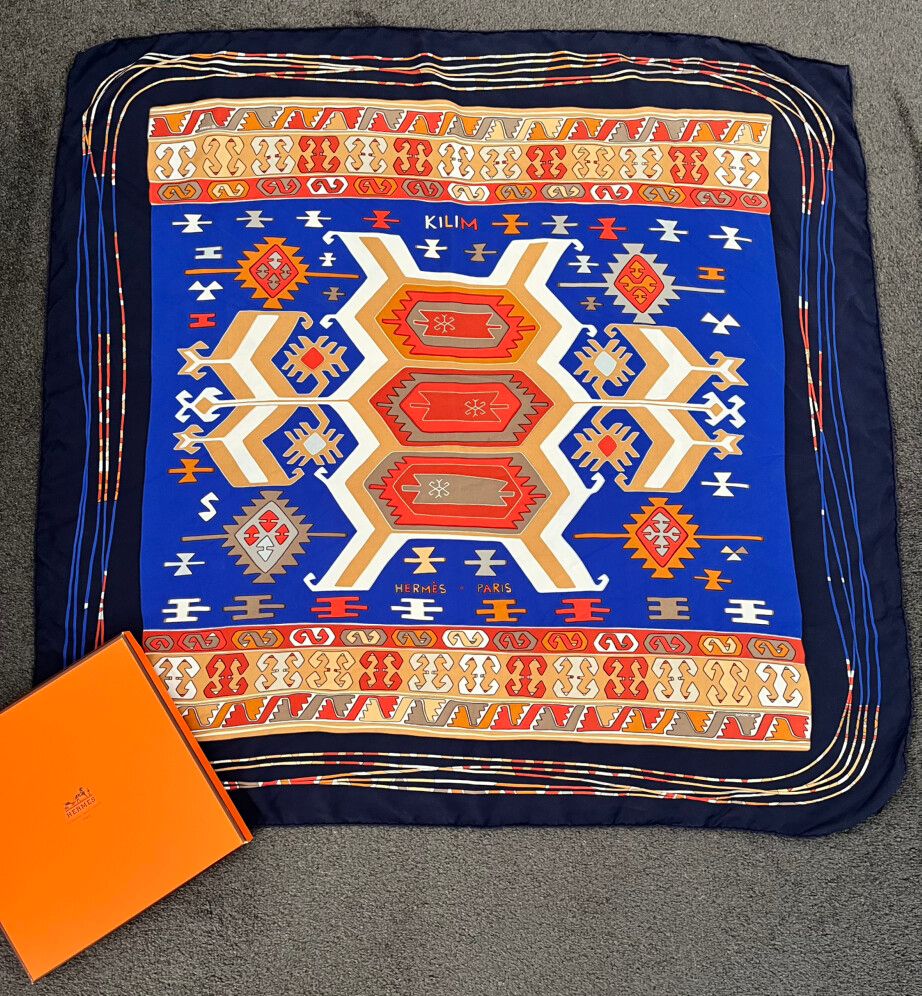 Authentic Hermès Carre 90 Kilim 100% Silk Scarf
