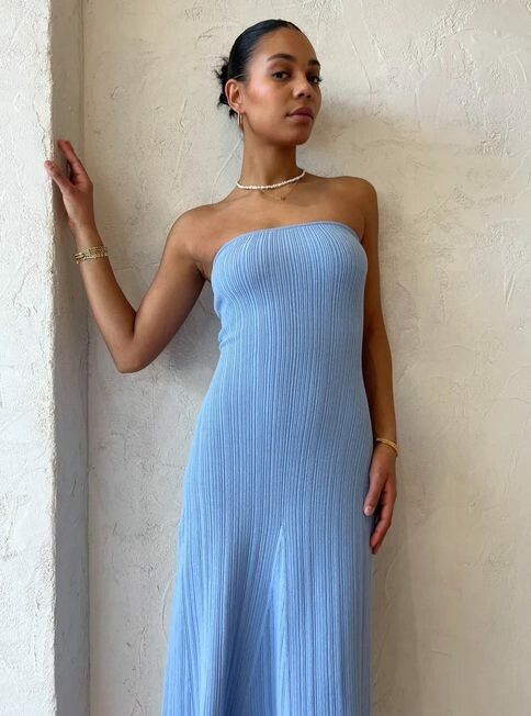 pink and champagne dress Charming Tulle Pink/Champagne Long Sleeves Junior Party Dress, A-line The long train of Color:Caymen Blue Color mermaid bridal dress YGroup_colourway-berrie