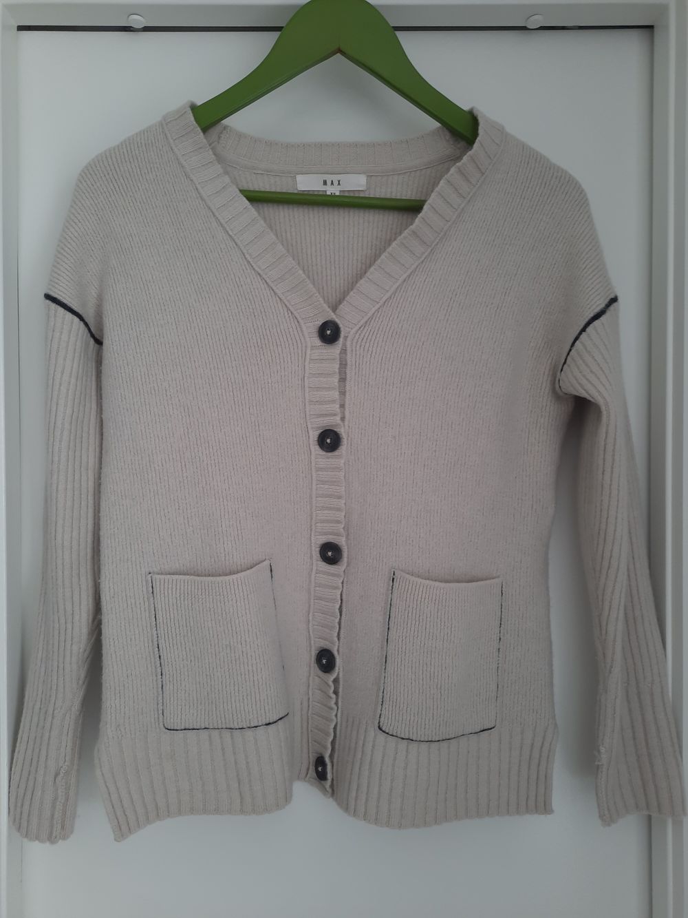 Max merino cardigan size XS
