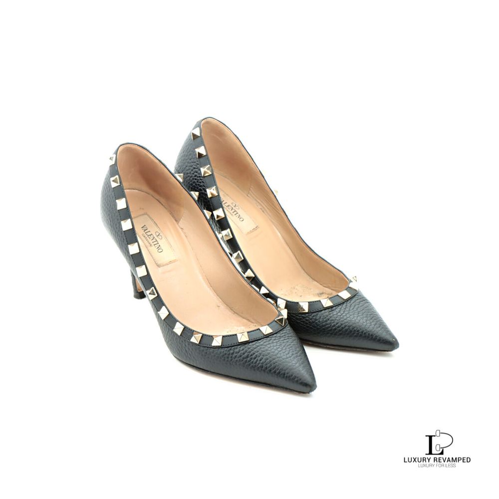 VALENTINO ROCK STUD LEATHER PUMPS (SSH-VG-031)