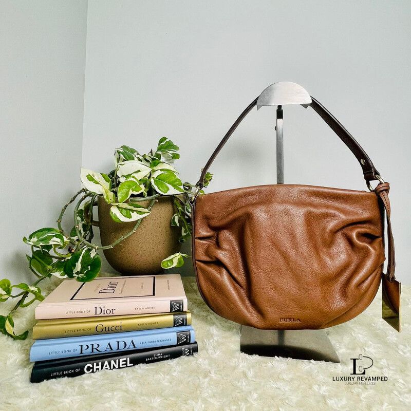 FURLA Leather Baguette Bag (BH-FU-522)